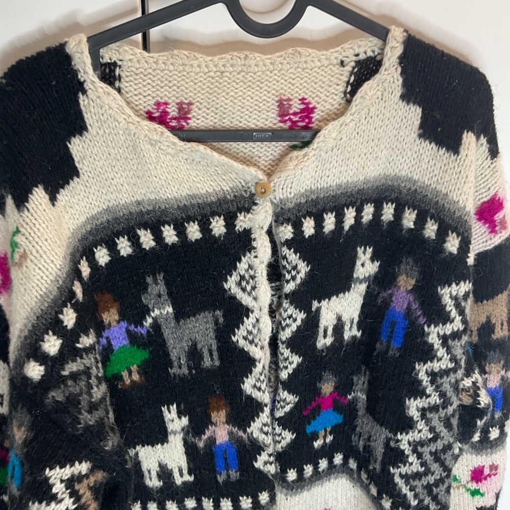 Hand knit pure wool folk style cardigan Peruvian Large Llama Butterfly - Picture 5 of 11